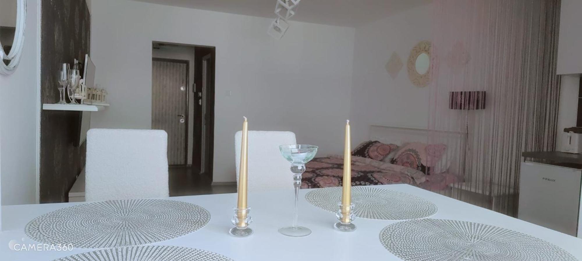 Etoile Studio Brasov Luaran gambar